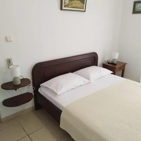 Iro's Cute House شقة