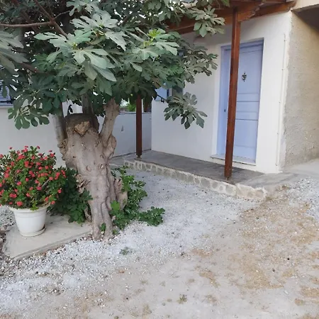 Iro's Cute House شقة