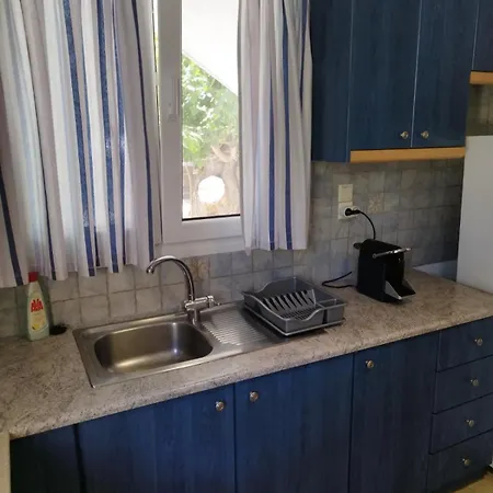 شقة Iro's Cute House