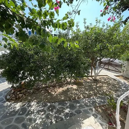 Iro's Cute House パロス島